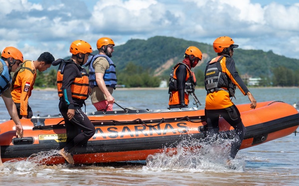 Pacific Partnership 2026 Participants Conduct a Water Rescue Exercise in Sibolga, Indonesia