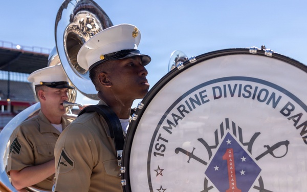 1st MARDIV Band Performs at Cheyenne Frontier Military Monday