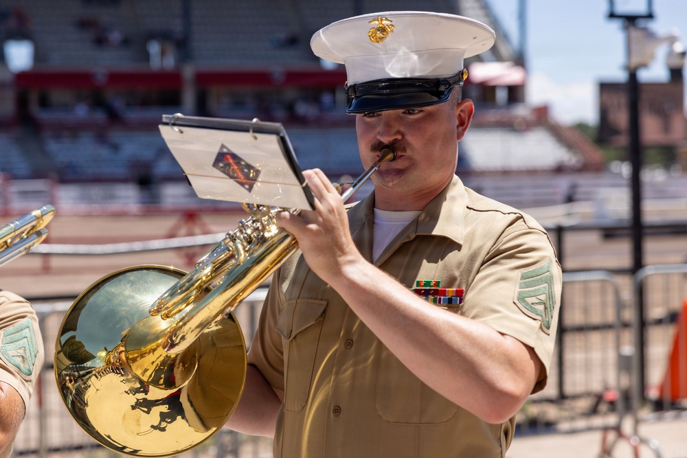 1st MARDIV Band Performs at Cheyenne Frontier Military Monday