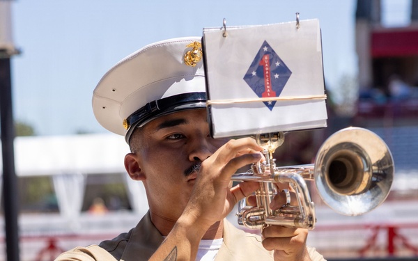 1st MARDIV Band Performs at Cheyenne Frontier Military Monday
