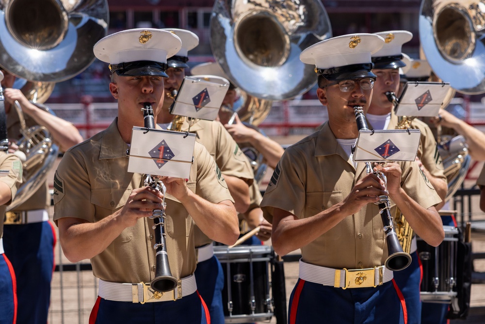 1st MARDIV Band Performs at Cheyenne Frontier Military Monday