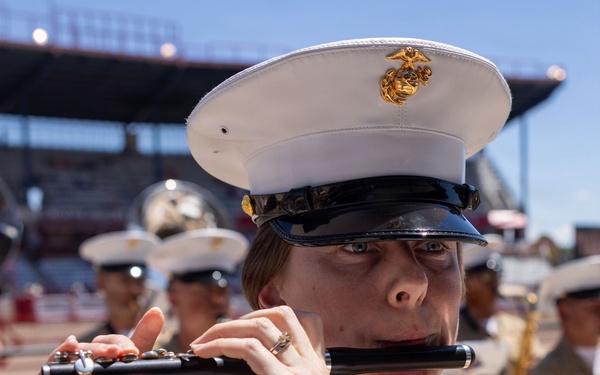 1st MARDIV Band Performs at Cheyenne Frontier Days Military Monday