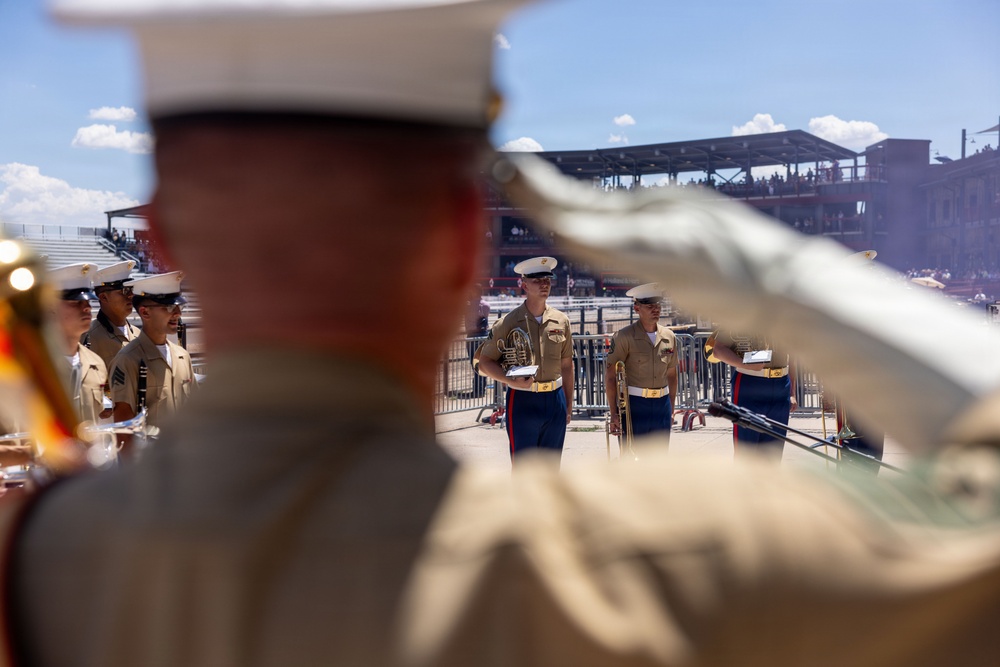1st MARDIV Band Performs at Cheyenne Frontier Military Monday