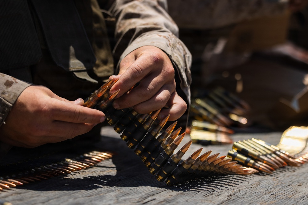 1st Radio Battalion conducts M240B machine gun range