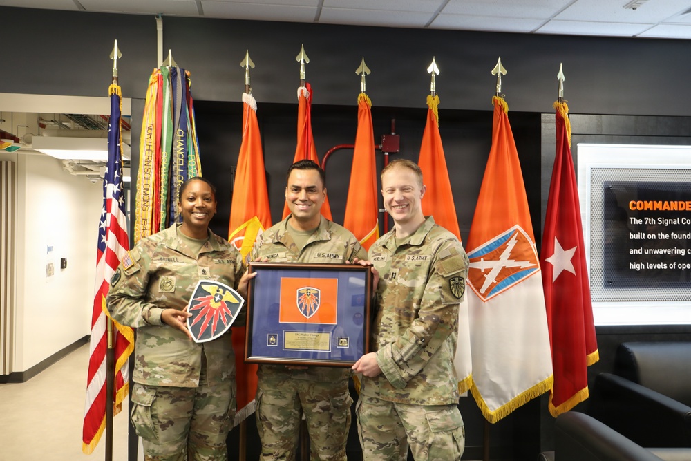 7th Signal Command (Theater) honors SSG Walter Chunga during departure ceremony