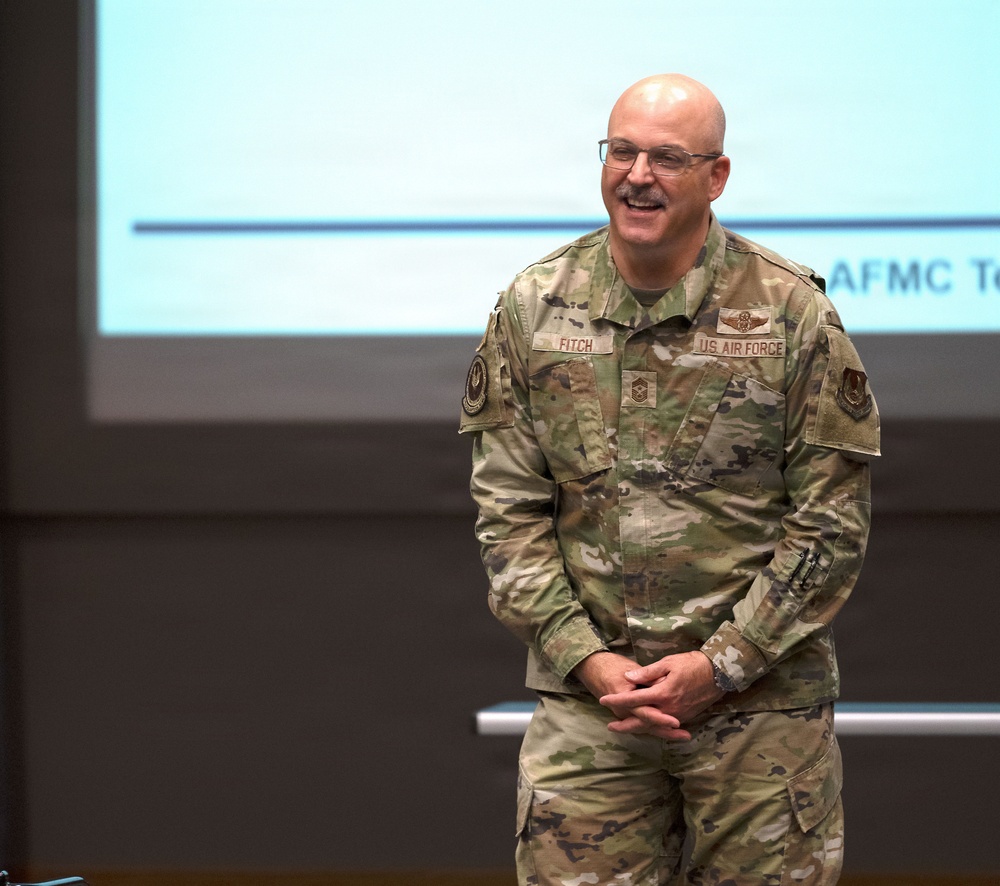 AFMC Command Chief hosts enlisted Airmen discussion at HQ AFMC