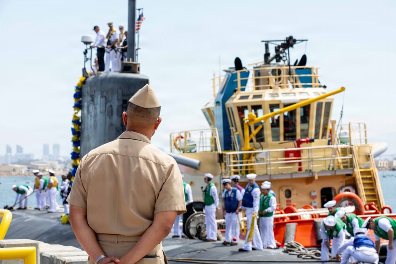 USS Springfield (SSN 761) Shifts Homeport to San Diego