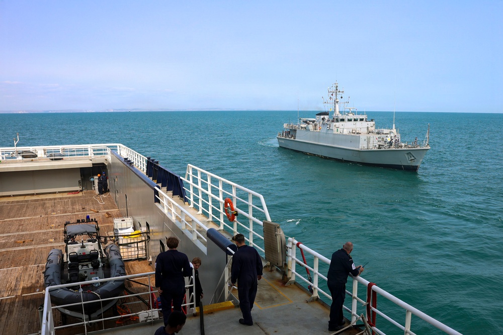 HMS Stirling Castle Conducts Mine Countermeasures Training at Sea Breeze 26