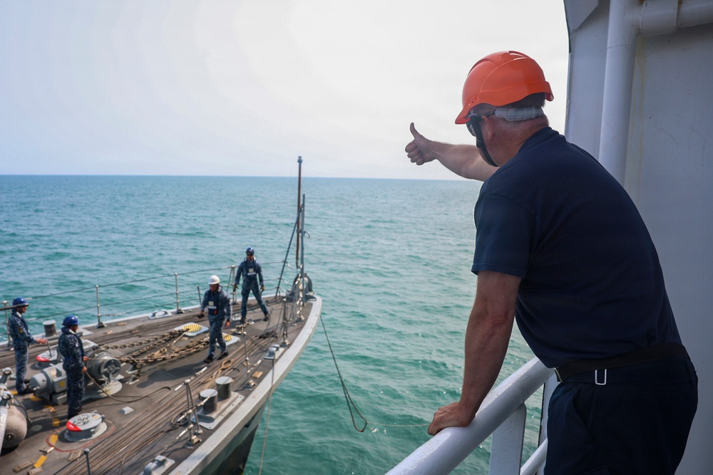 HMS Stirling Castle Conducts Mine Countermeasures Training at Sea Breeze 26