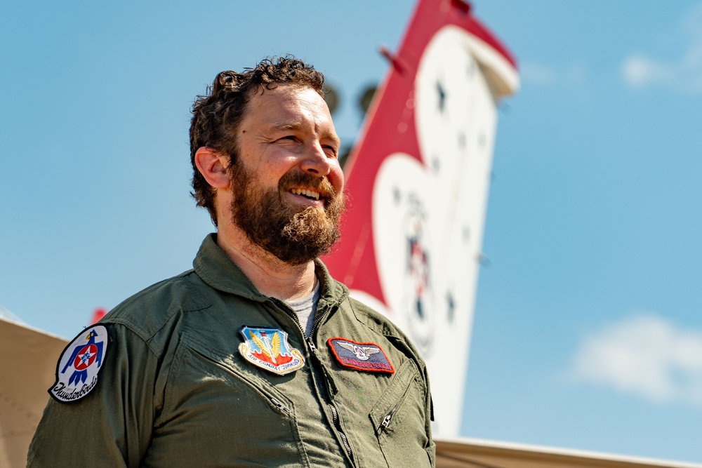 Airpower on the Prairie: USAF Thunderbirds Perform in Sioux Falls