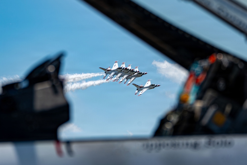 USAF Thunderbirds Arrive at Joe Foss Field for 2026 Sioux Falls AirShow