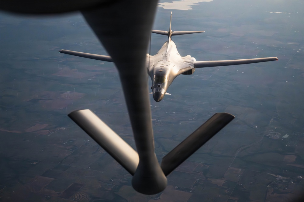 Night/day: B-1 comes out to play