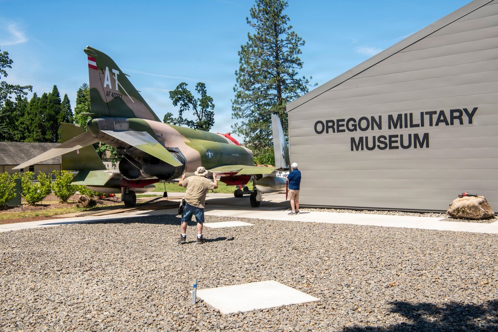 Oregon Military Museum installation of U.S. Air Force F-4 Phantom II