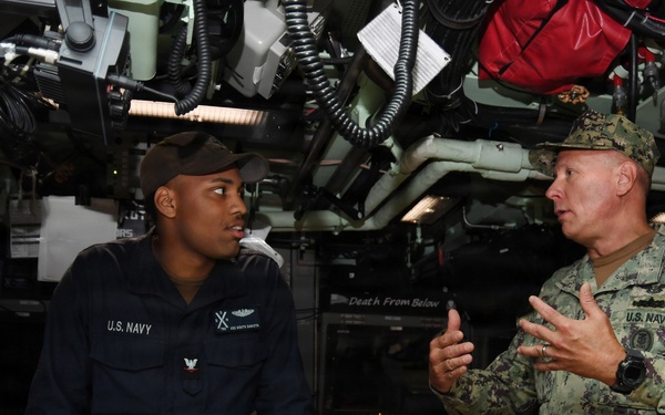 Fleet Master Chiefs tour South Dakota