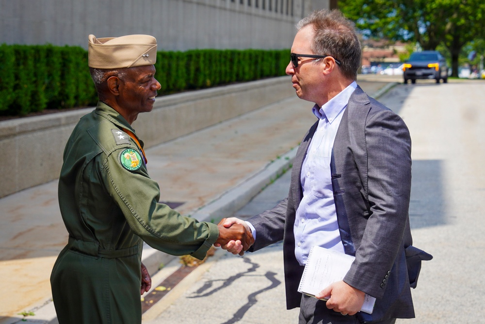 Assistant Secretary of the Navy for Manpower and Reserve Affairs visits U.S. Naval War College