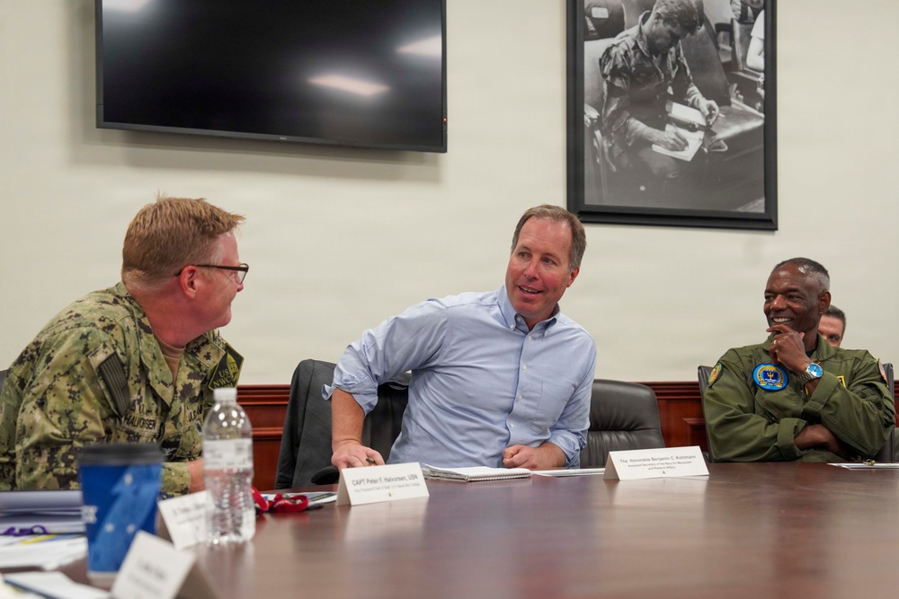 Assistant Secretary of the Navy for Manpower and Reserve Affairs visits U.S. Naval War College