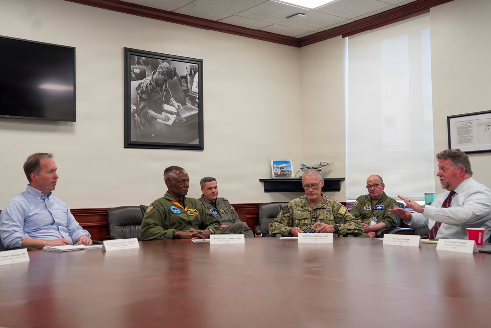 Assistant Secretary of the Navy for Manpower and Reserve Affairs visits U.S. Naval War College