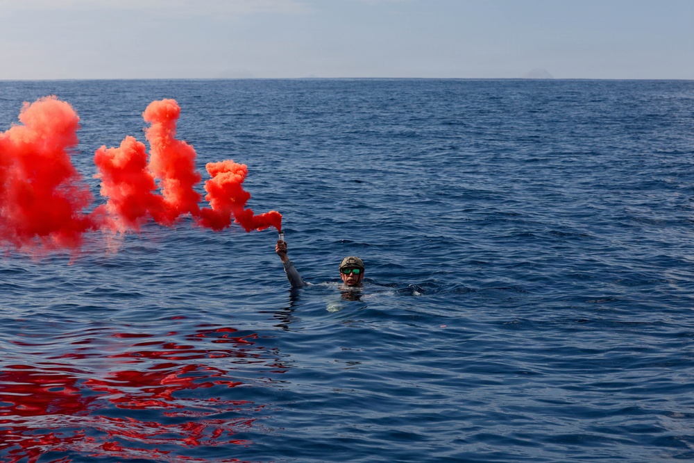 EOD Technicians conduct jump training