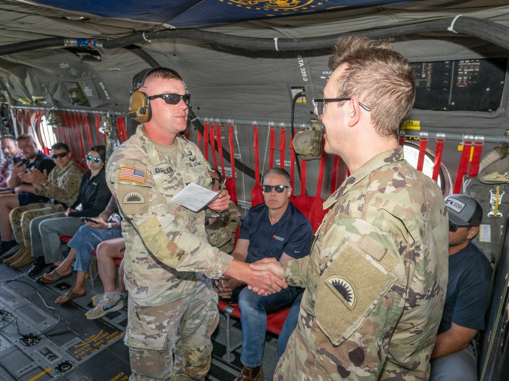 Boss Lift gives southern Oregon employers a look at Guard service