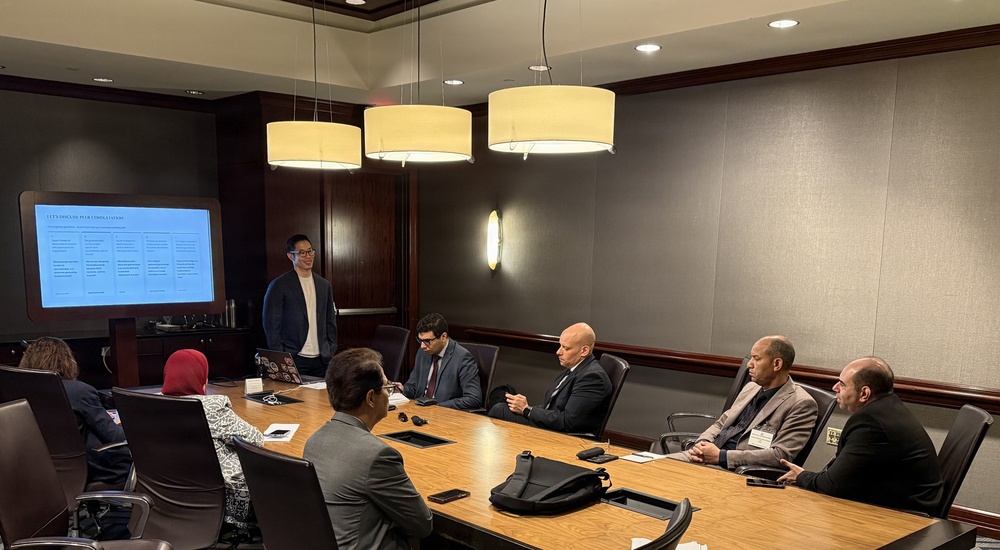 75th USARIC Soldier speaks AI with Egyptian Distinguished Visitors