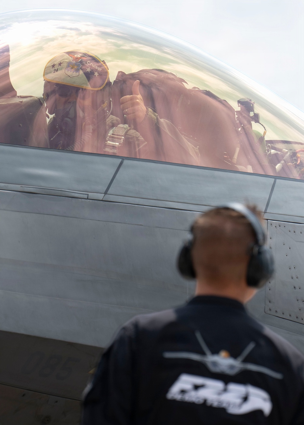 Gen. Kenneth Wilsbach flies F-22 Raptor to EAA AirVenture Oshkosh 2026