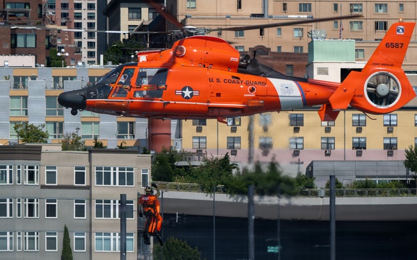 Coast Guard Supports Seattle Fleet Week 2026