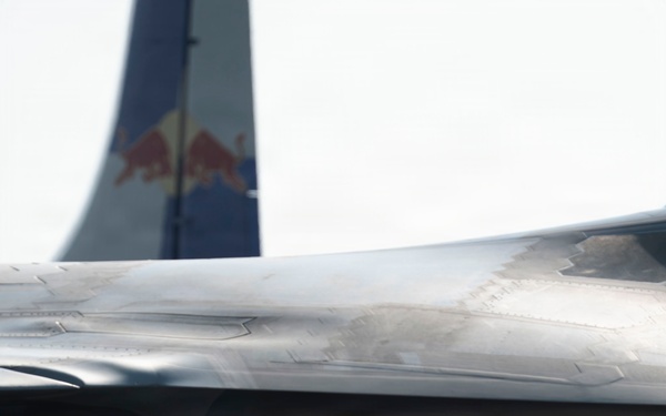 F-22 Raptor Demonstration Team showcases fifth-generation capabilities at Oshkosh 2026