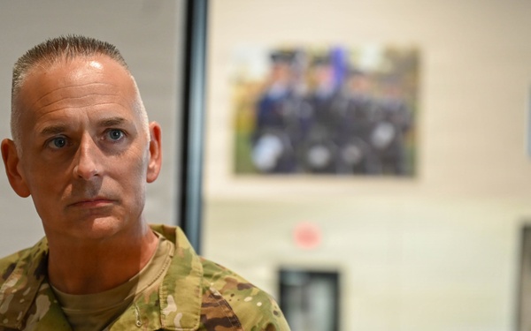 Luke AFB hosts 15 AF commander, command chief during historic major command reassignment