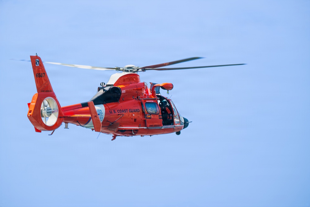 Coast Guard Supports Seattle Fleet Week 2026