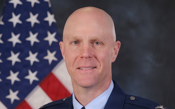 Official Photo of U.S. Air Force Colonel William Gery