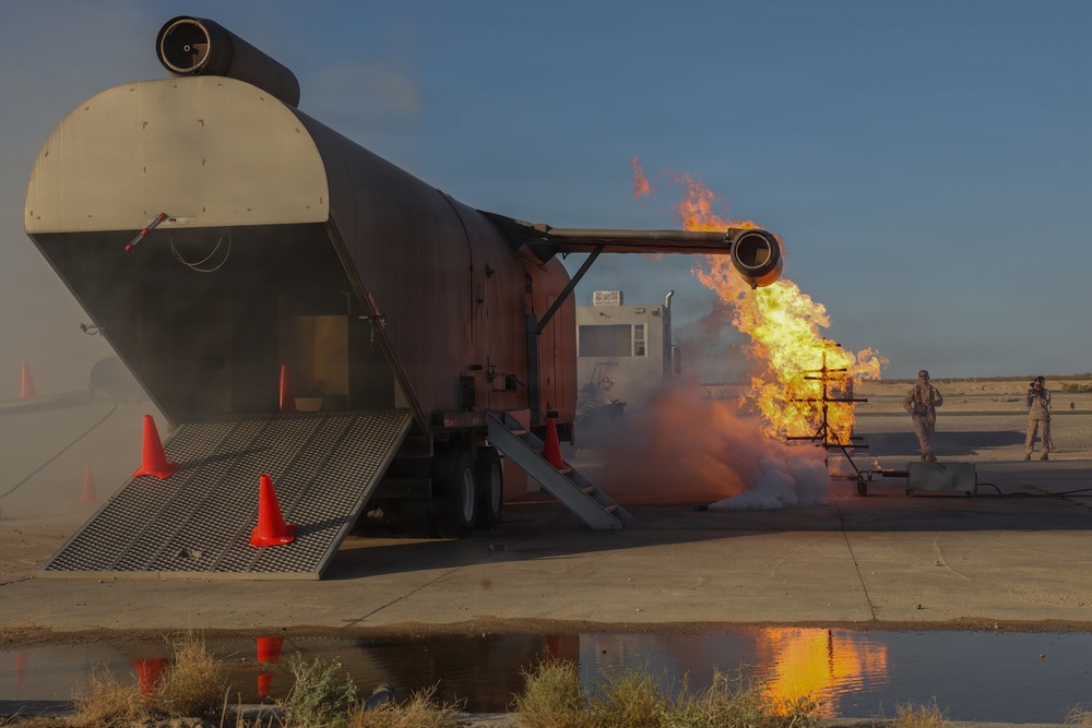 Expeditionary firefighting and rescue Marines conduct drills to maintain readiness in support of SLTE 4-26