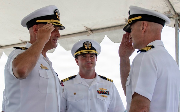 USS Jackson (LCS 6) Holds Change of Command Ceremony