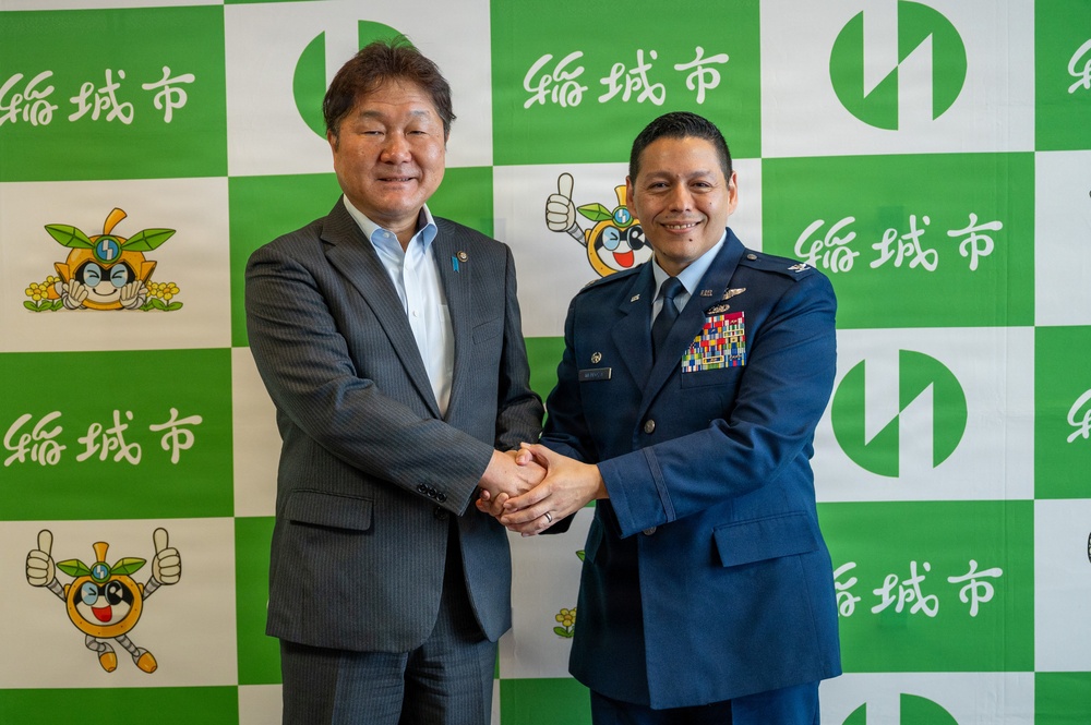 374 AW commander Inagi and Tama immersion