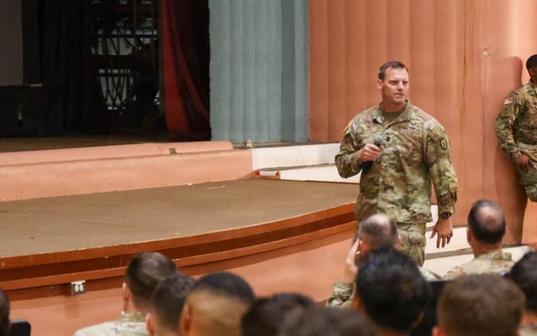 25th Infantry Division Leaders Deliver State of the Division Brief