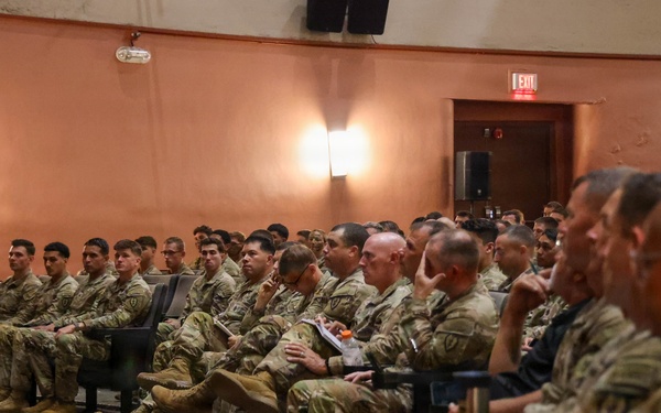 25th Infantry Division Leaders Deliver State of the Division Brief