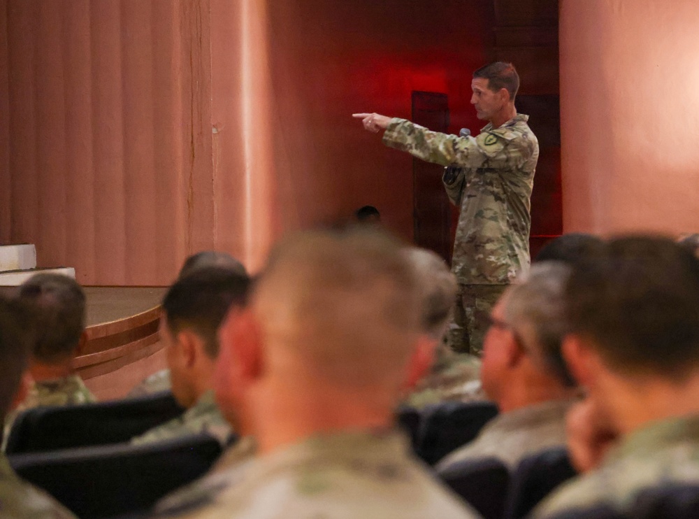25th Infantry Division Leaders Deliver State of the Division Brief