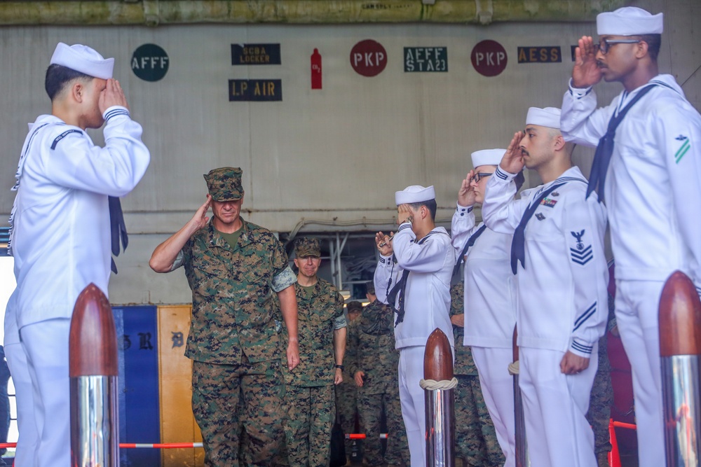 31st MEU | III MEF CG Visits USS Tripoli