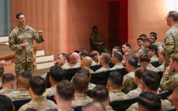 25th Infantry Division Leaders Deliver State of the Division Brief