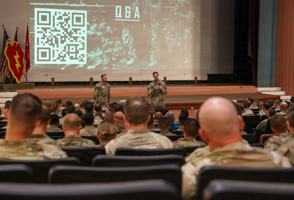 25th Infantry Division Leaders Deliver State of the Division Brief