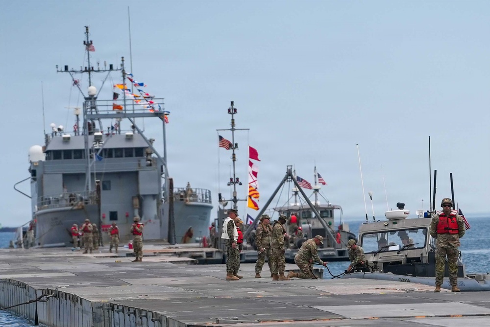 Combined Joint Logistics Over-the-Shore (CJLOTS) 26 at Dogu Beach, Pohang, Republic of Korea