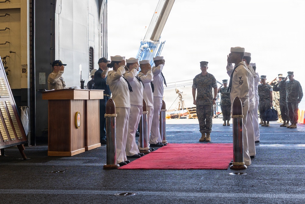 31st MEU Returns to Okinawa After Six-Month Deployment