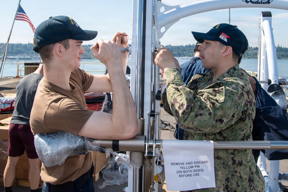 Ronald Reagan Sailors Conduct Working Party