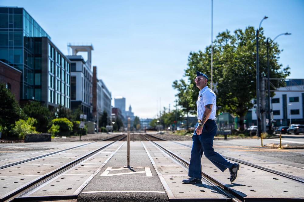 Service Members Explore Seattle During Fleet Week