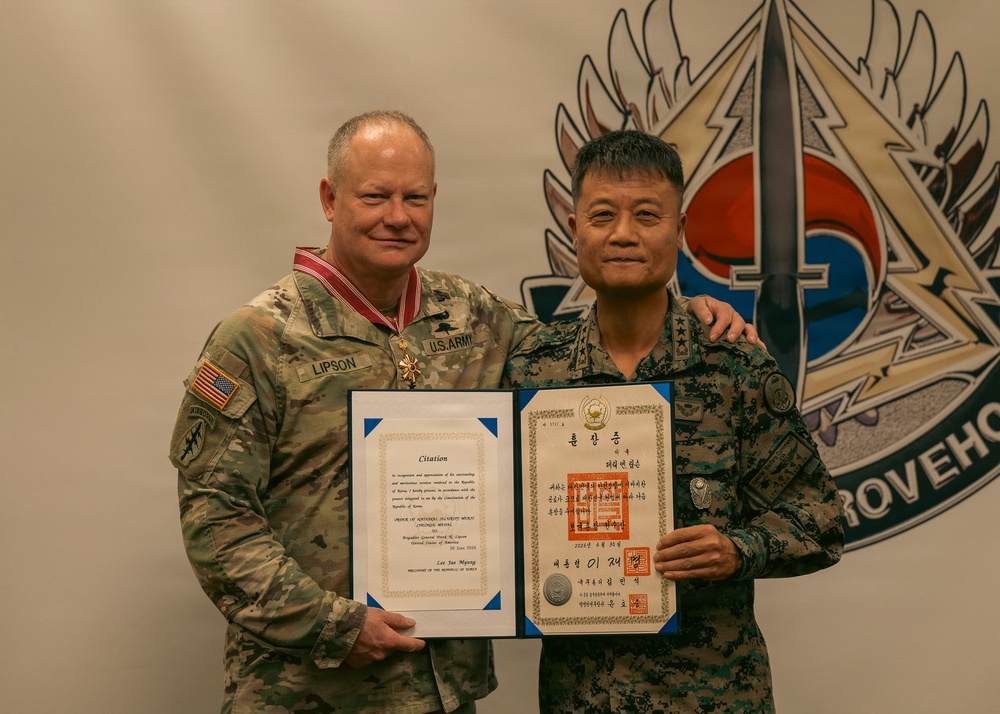 A job well done is never finished: Valas takes command of U.S.-ROK combined SOF mission