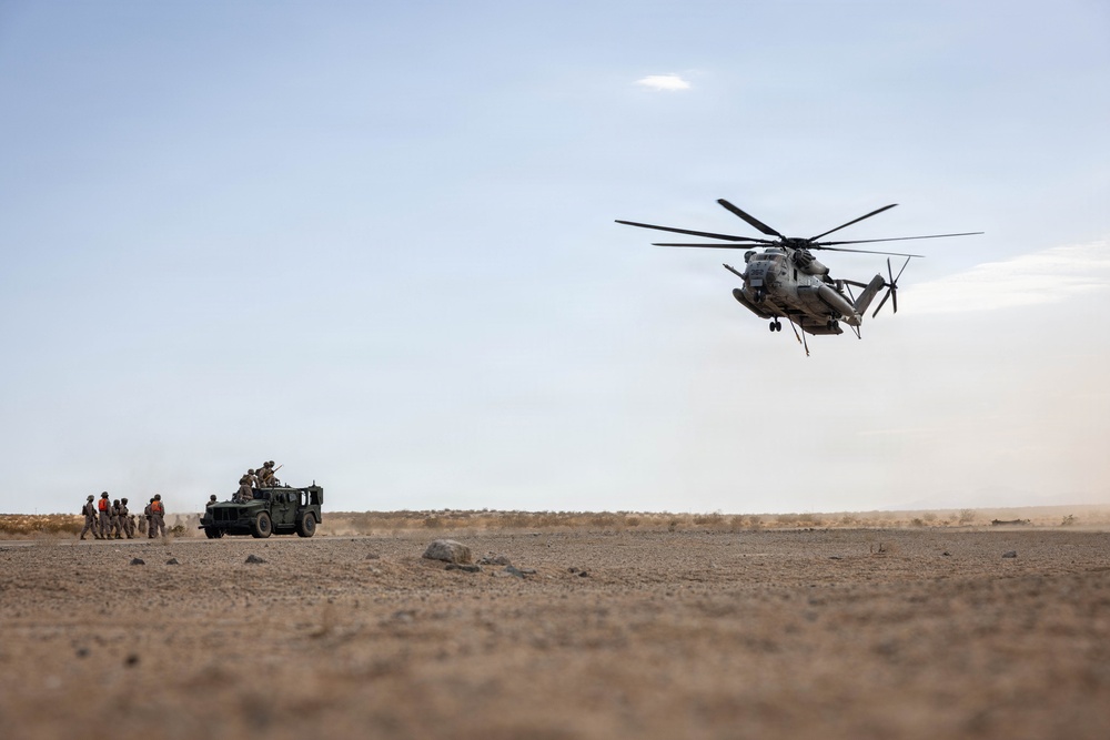 SLTE 4-26: Combat Logistics Battalion 2 Conduct Heavy Lift Training
