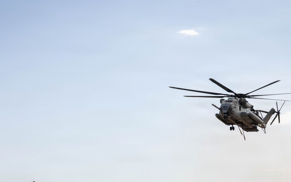 SLTE 4-26: Combat Logistics Battalion 2 Conduct Heavy Lift Training