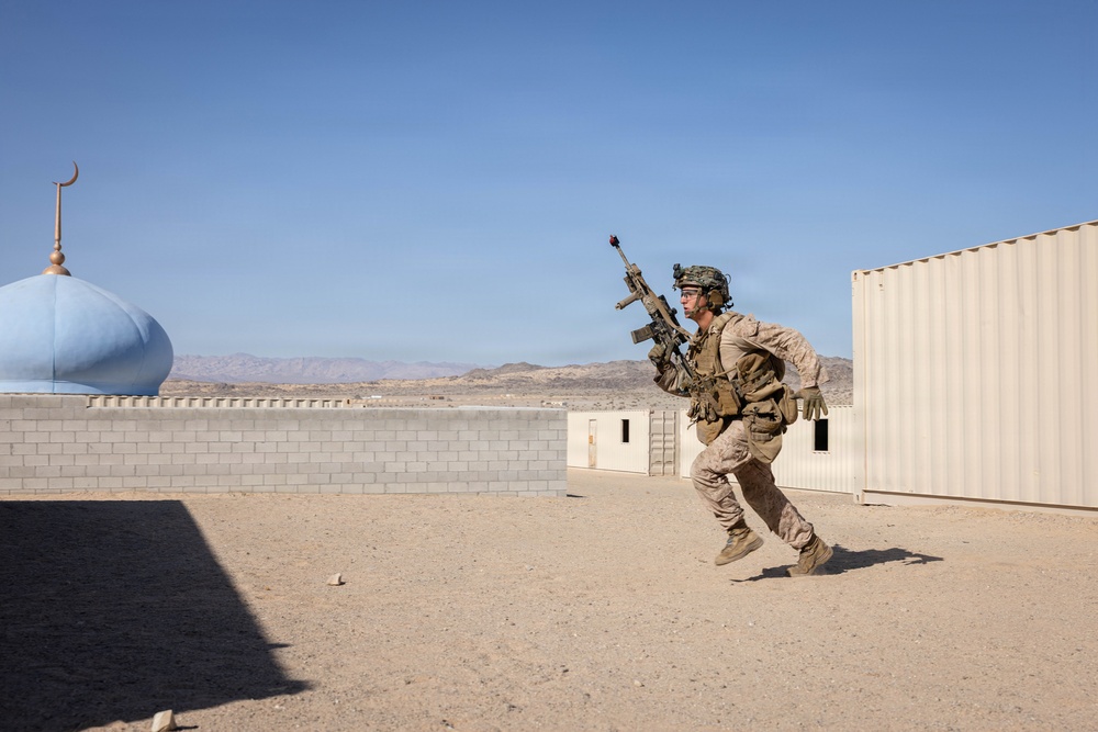 SLTE 4-26: 2nd Battalion, 2nd Marine Regiment Conduct C-sUAS MOUT Training