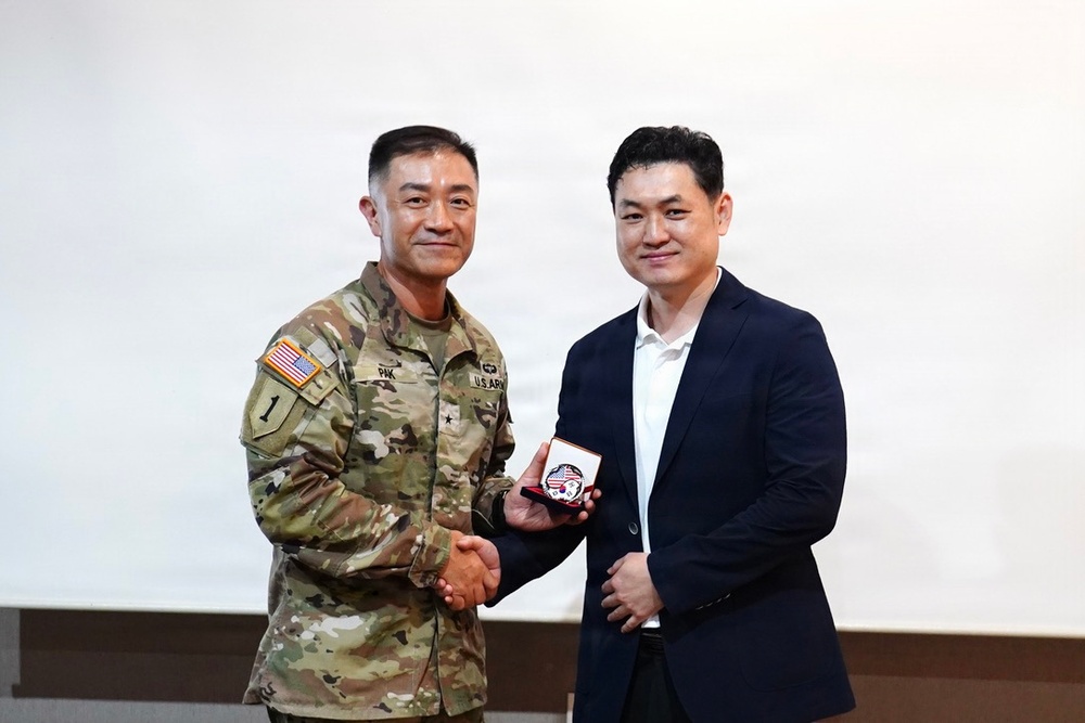 19th ESC Hosts Film Screening Honoring Gen. Paik Sun Yup’s Legacy