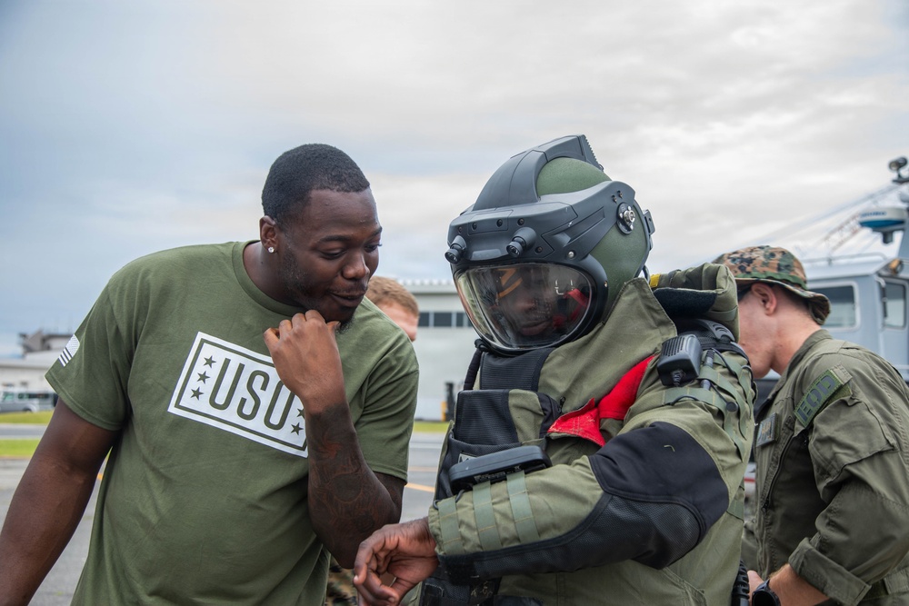 Atlanta Falcon members visit MCAS Iwakuni during a Salute the Troops tour hosted by the USO