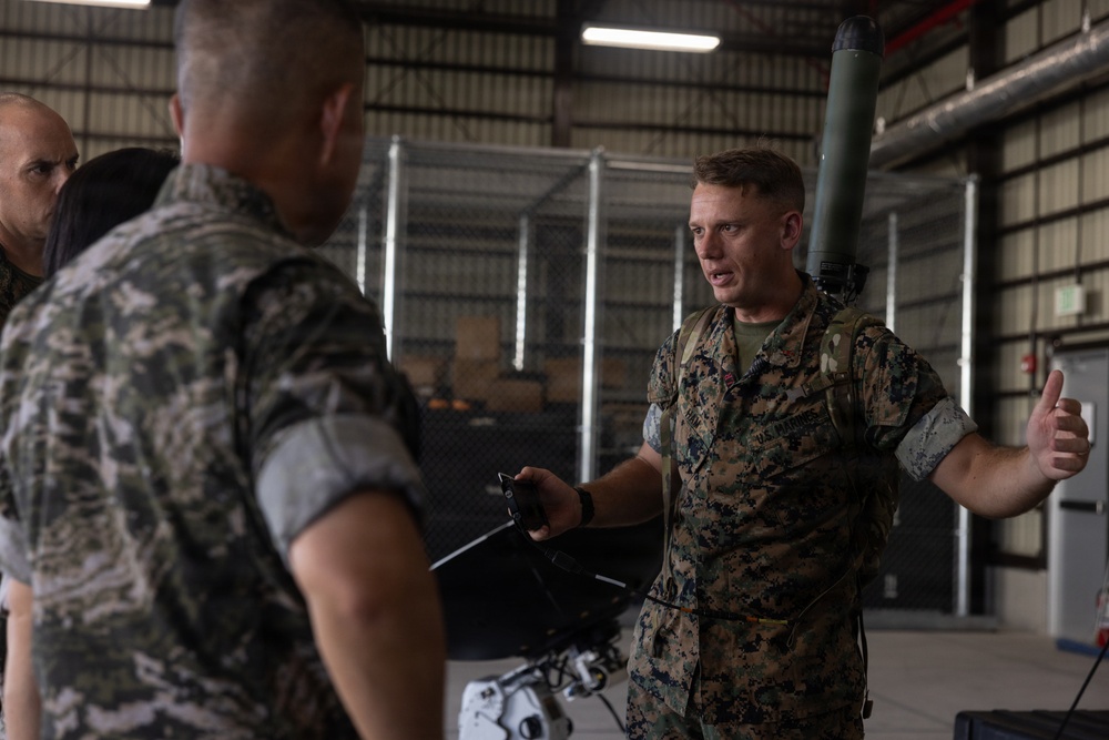 12th Marine Littoral Regiment Hosts Key Leader Engagement for Officials with the Republic of Korea Marine Corps